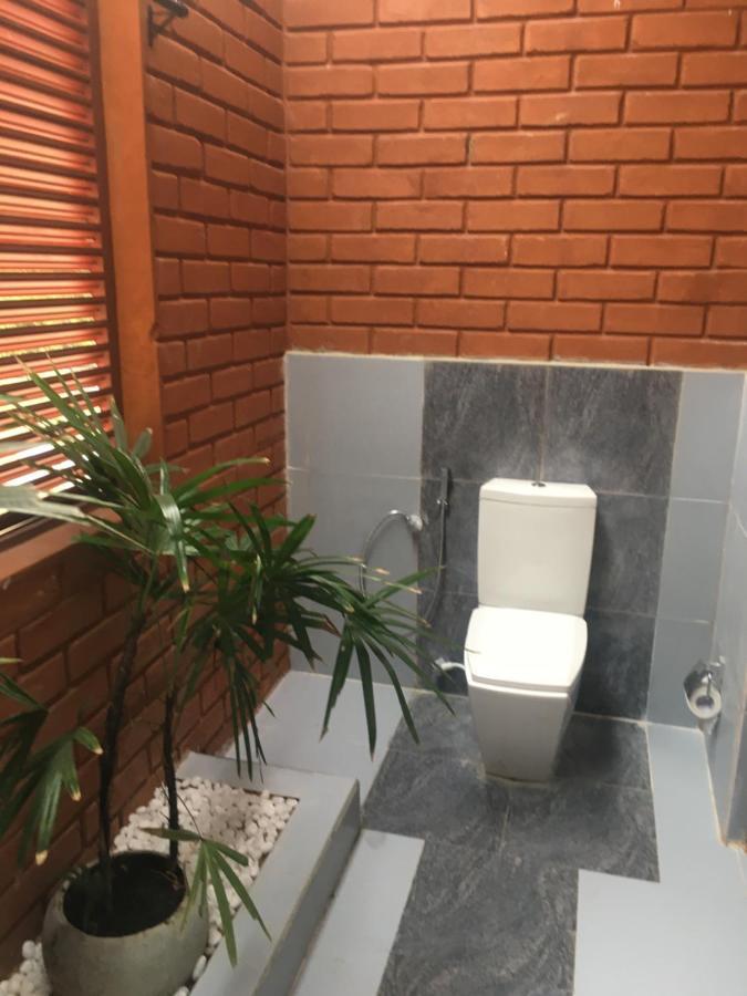 Monaara Leisure - Анурадхапура Екстериор снимка